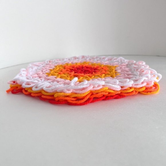 LARGE Handmade Crochet Potholder Hot Pad Trivet Flowers MCM Retro Decor bright - Picture 3 of 4